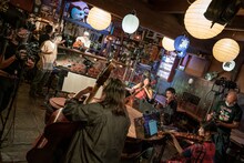 岸田繁楽団（撮影：井上嘉和）