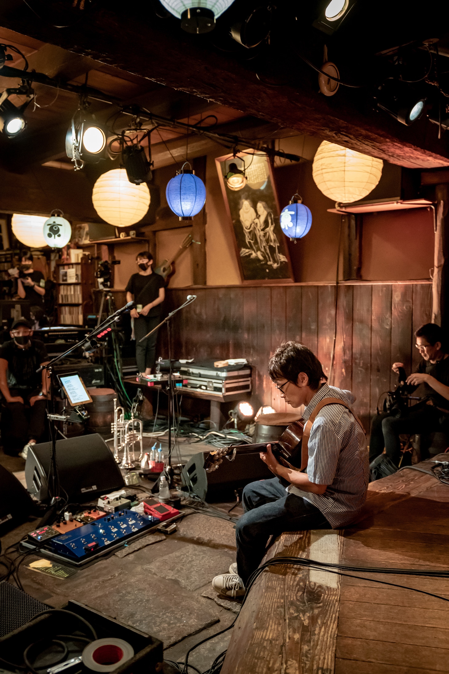 岸田繁（Vo, G）（撮影：井上嘉和）