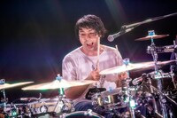 鈴木貴雄（UNISON SQUARE GARDEN）