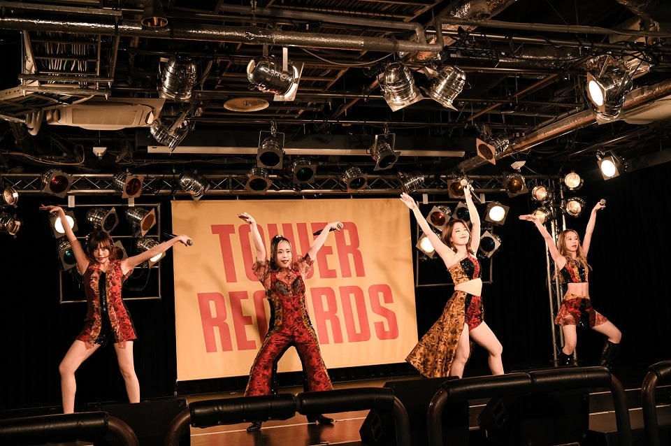 フィロソフィーのダンス「ドント・ストップ・ザ・ダンス」発売記念ライブの様子。（Photo by Yusuke Satou）