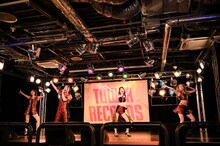 フィロソフィーのダンス「ドント・ストップ・ザ・ダンス」発売記念ライブの様子。（Photo by Yusuke Satou）