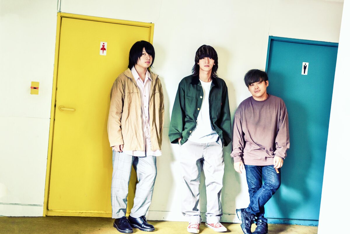 大阪発スリーピースバンドammoが1stフルアルバム発売 収録曲 なんでもない のmvも公開 音楽ナタリー