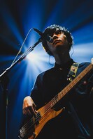 秋澤和貴（B）（撮影：白石達也）