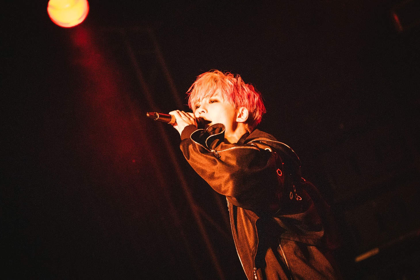 REI