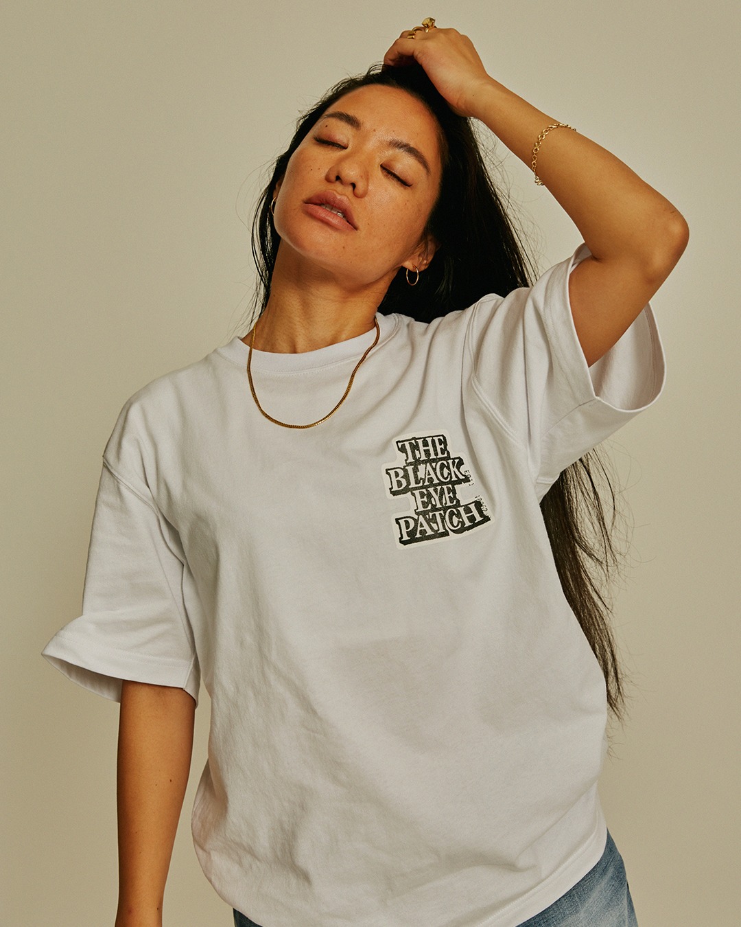 Awich「Black Lives Matter Charity Exhibition “Unity”」チャリティTシャツルック