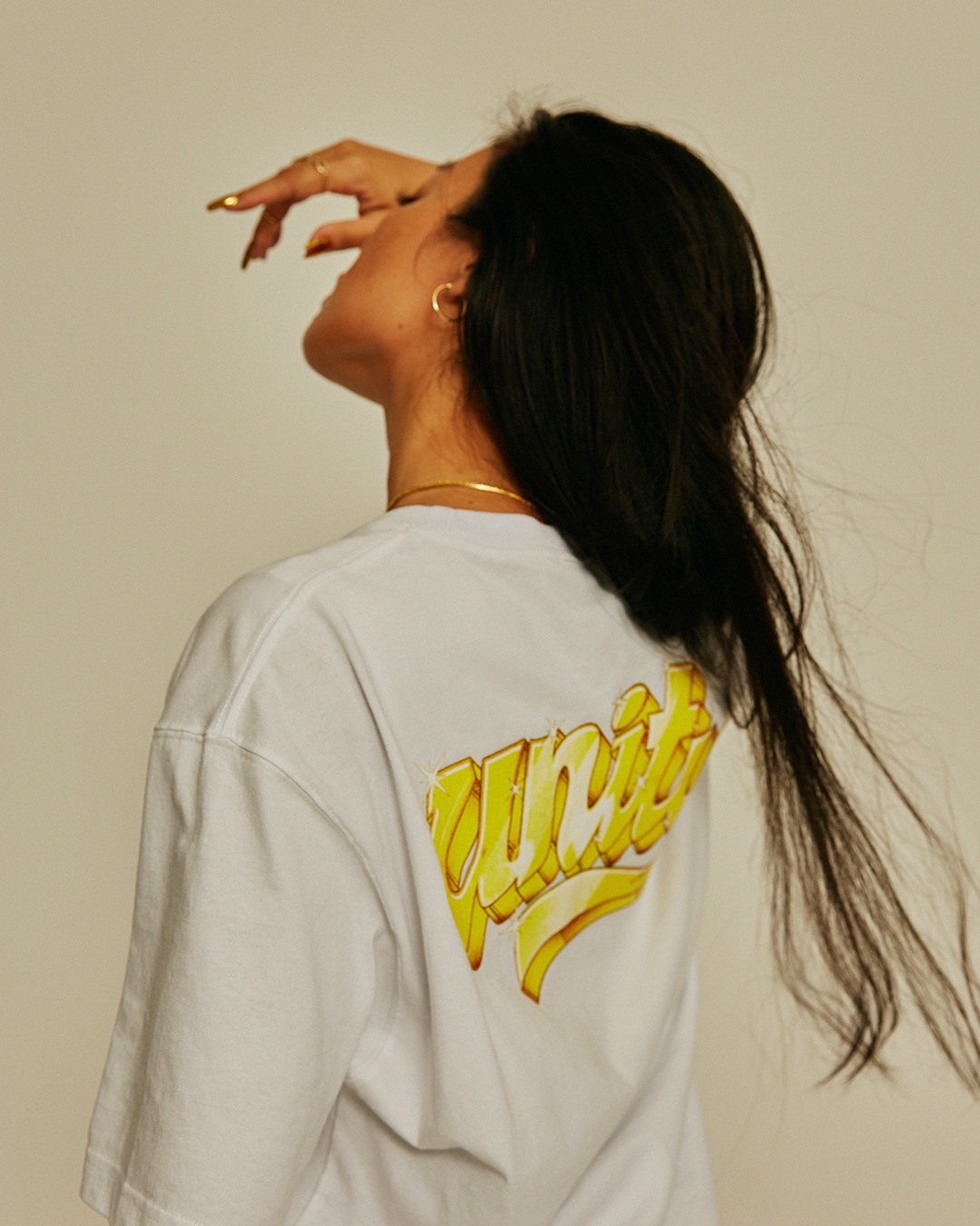 Awich「Black Lives Matter Charity Exhibition “Unity”」チャリティTシャツルック