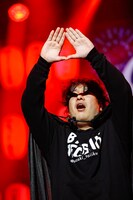 MOSSAI様こと岡崎体育。（撮影：上山陽介）