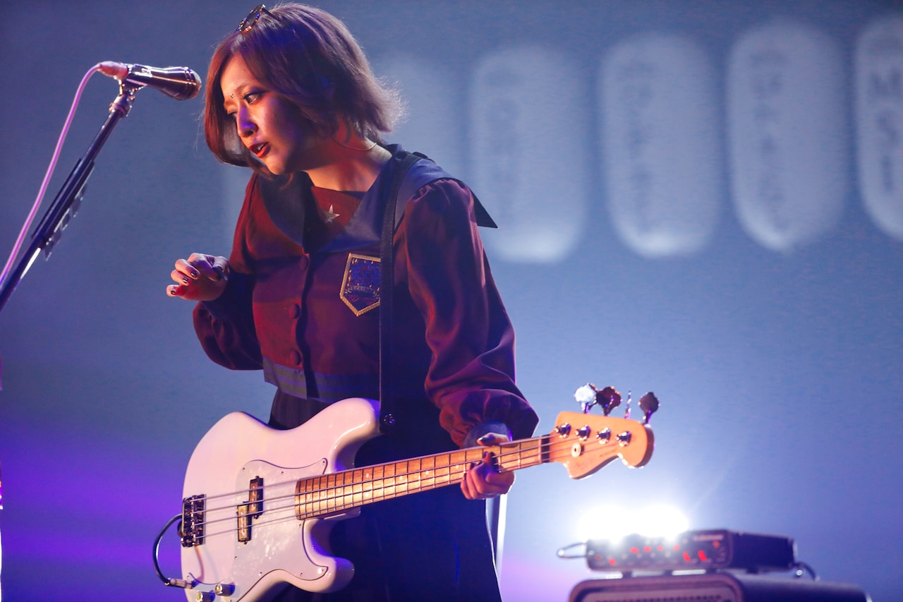 やしちゃん（女王蜂）（撮影：上山陽介） - 「氣志團万博」配信版でも