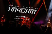 ステージに設置された4体のマネキン。(撮影:鈴木公平)