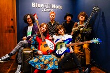 「Reiny Friday -Rei & Friends- Vol.11 Net Surfing!」の出演者。（撮影：上飯坂一）