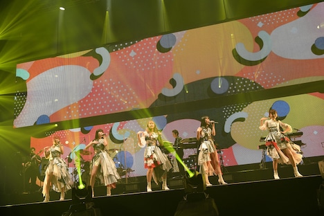 Little Glee Monster「Little Glee Monster Live on 2020 -足跡-」の様子。（Photo by Yusuke Sato）