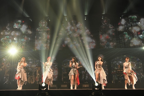 Little Glee Monster「Little Glee Monster Live on 2020 -足跡-」の様子。（Photo by Yusuke Sato）