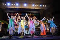 「アップアップガールズ（仮）ENDLESS SUMMER」の様子。