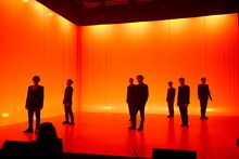 「LIVE×ONLINE IMAGINATION PREMIUM LIVE EXILE TRAIN」より、「Ti Amo」のパフォーマンスの様子。（写真提供：LDH JAPAN）