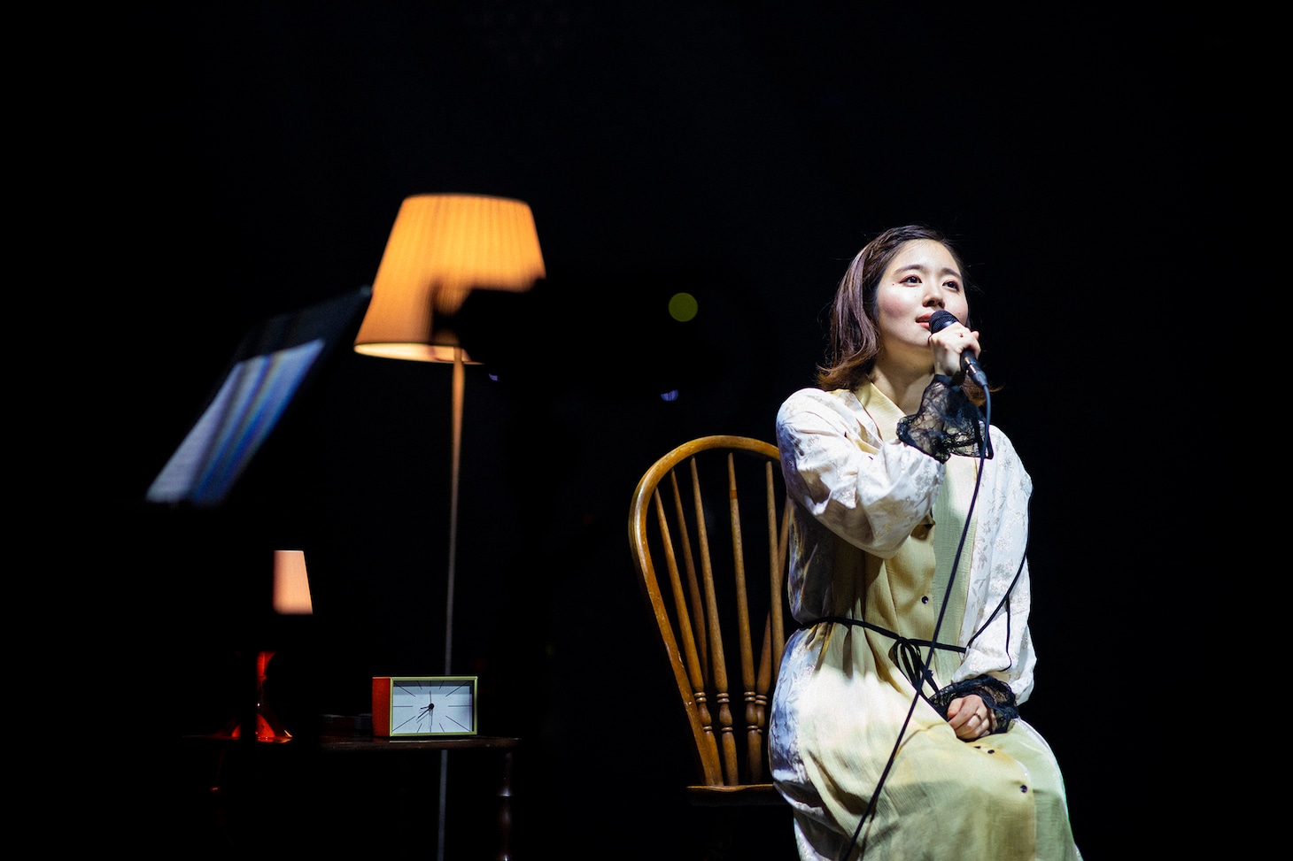 「杏沙子ONLINEライブ『フェルマータ、ストーリー ～21分の12～』」の様子。（撮影：小野洋平）