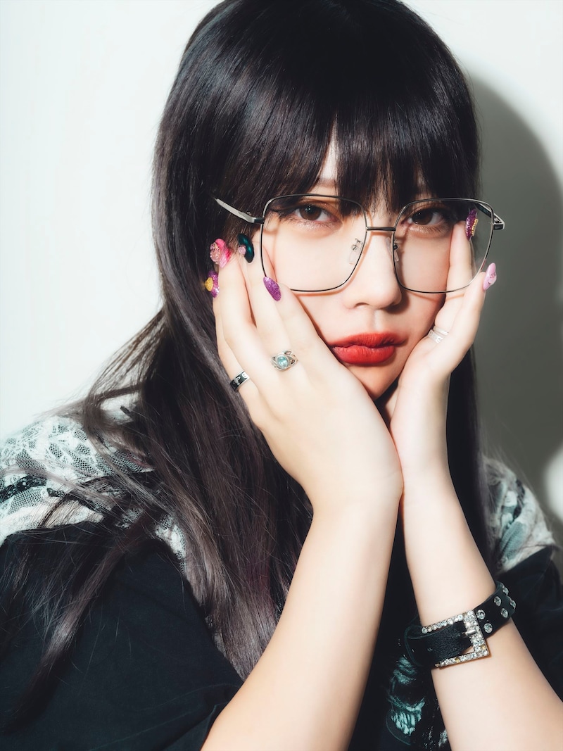 ヴィレッジヴァンガードのエグゼクティブアドバイザーに就任した香椎かてぃ（ZOC）。