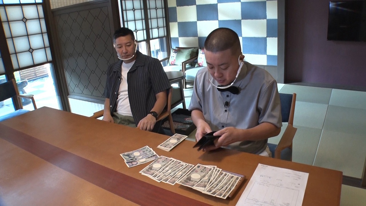 チョコレートプラネットのロケ取材の様子。(c)フジテレビ