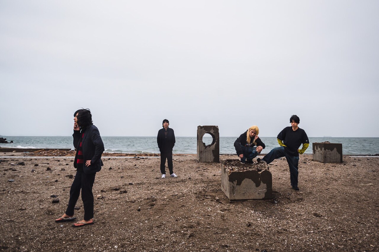 CRYAMY、海岸で演奏する「まほろば」MV公開
