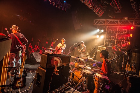 小山田壮平「LIVEWIRE presents OYAMADA SOHEI LIVE2020」の様子。（撮影：佐藤哲郎）