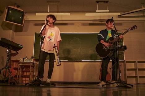 「心の音」を披露するゆず。（撮影：太田好治）