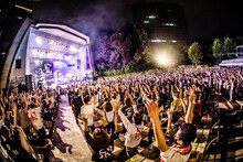 「SUPER BEAVER 15th Anniversary 都会のラクダSP～ラクダビルディング＆ビルディング～」の様子。（撮影：青木カズロー）