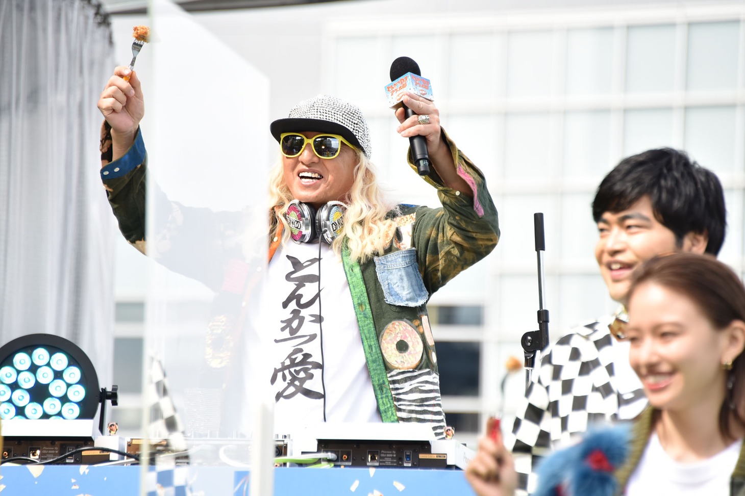 DJ KOO（奥）