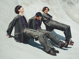 LUCKY TAPESが「BLUE feat. kojikoji」アコースティックバージョンのMV公開