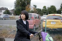 「君が世界のはじまり」より、松本穂香。(c)2020「君が世界のはじまり」製作委員会