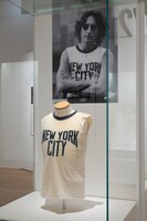 NEW YORK CITYのTシャツ。（撮影：山中慎太郎［Qsyum!］）