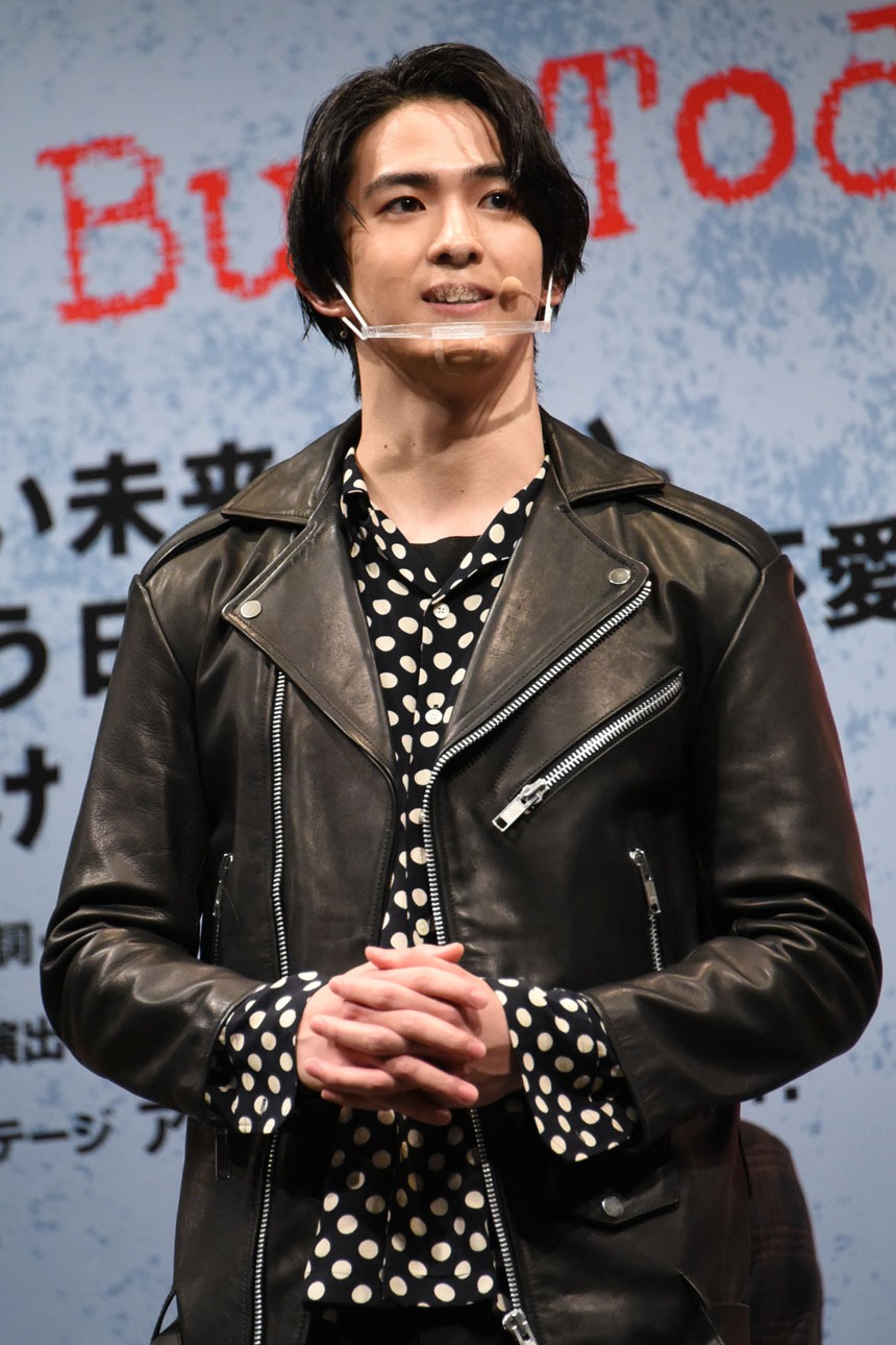 甲斐翔真