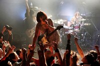 つしまみれ「結成20周年記念ワンマン-完全版-」より。