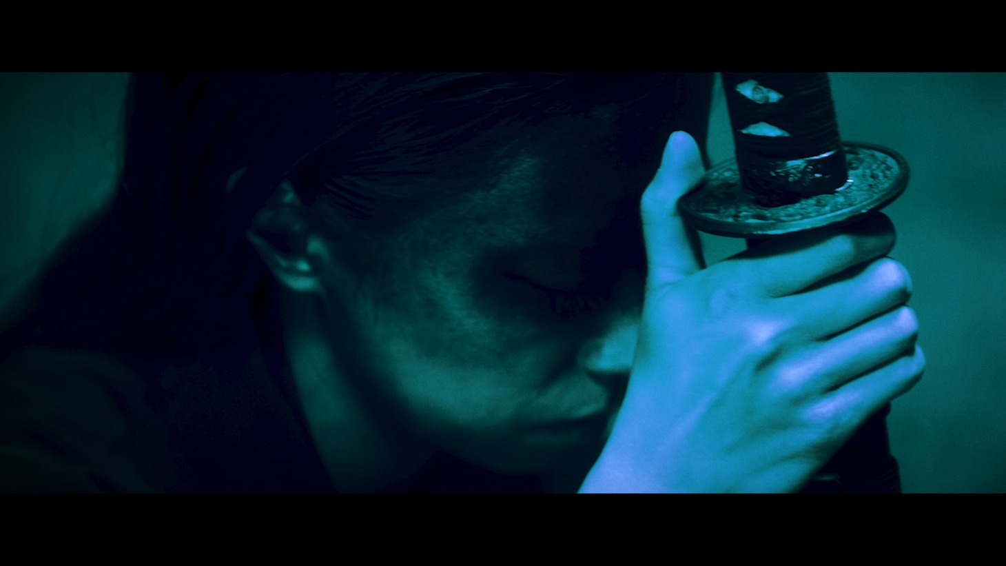 Uru「Break」ミュージックビデオより。