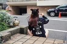 「らんま1/2」グッズを着用したブラジル（MIGMA SHELTER）。