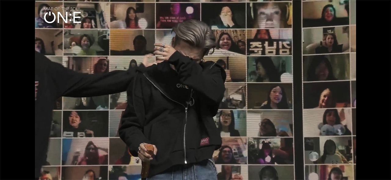 泣き出すJIMIN。(c)Big Hit Entertainment