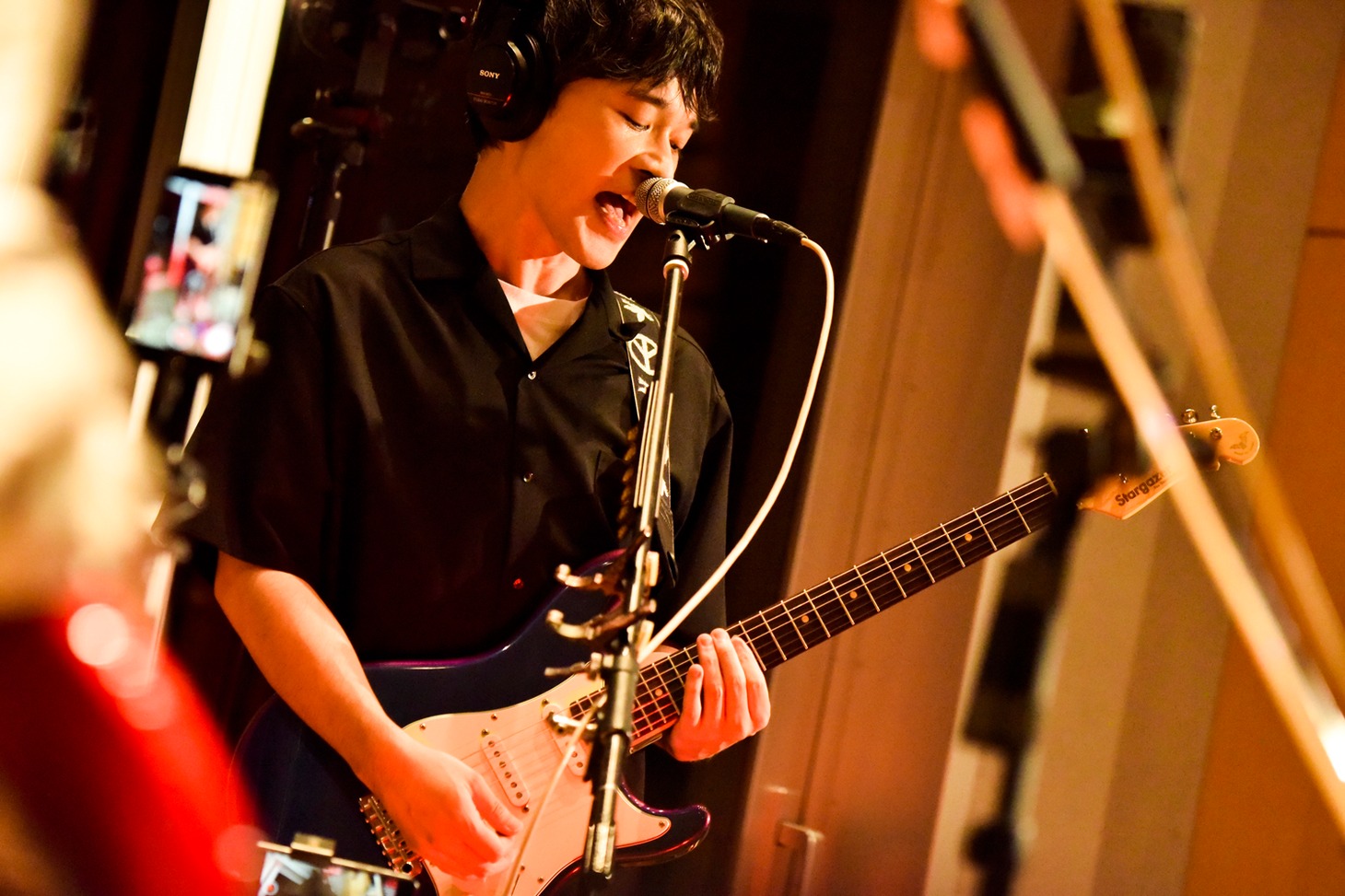小出祐介（Vo, G）（Photo by AZUSA TAKADA）