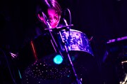 サポートメンバーの小林うてな（Steelpan, Cho / Black Boboi）。（Photo by Yosuke Torii）