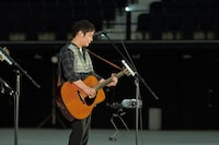 岩沢厚治（ゆず）（撮影：太田好治）