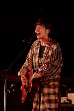 ゆずがぴあアリーナで 新天地 ライブ 帆船日本丸の上で 桜木町 披露 ライブレポート 音楽ナタリー
