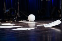 散らばったフリップ。