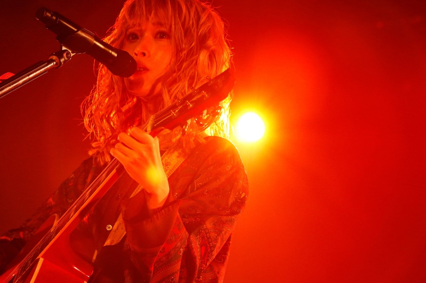 藤川千愛「Live Tour 2020 『愛はヘッドフォンから』」ファイナル公演の様子。（撮影：石原汰一）
