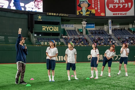 渡辺淳之介、豆柴の大群。