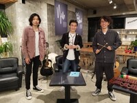 左から斉藤和義、草なぎ剛、ユースケ・サンタマリア。