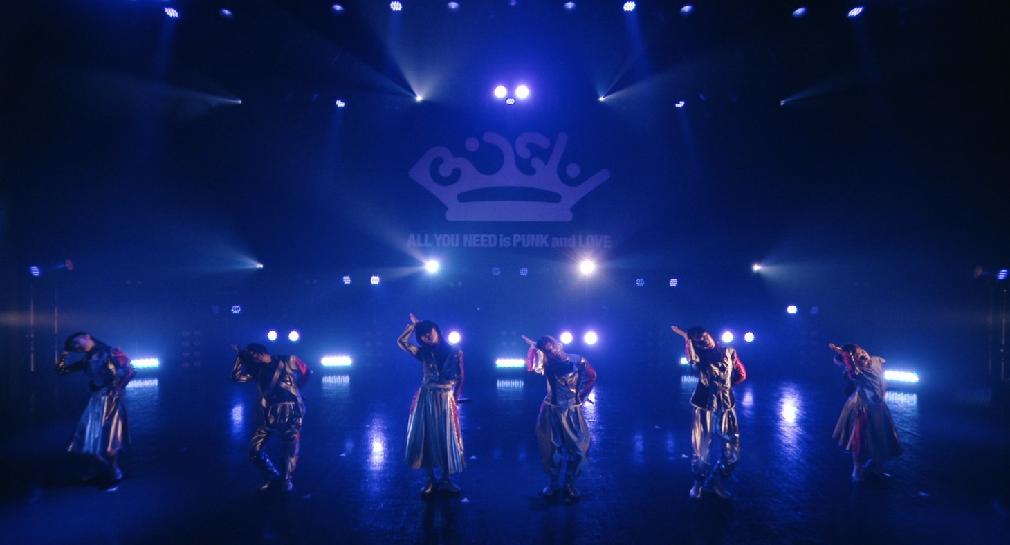 「TOKYO BiSH SHiNE6」より。