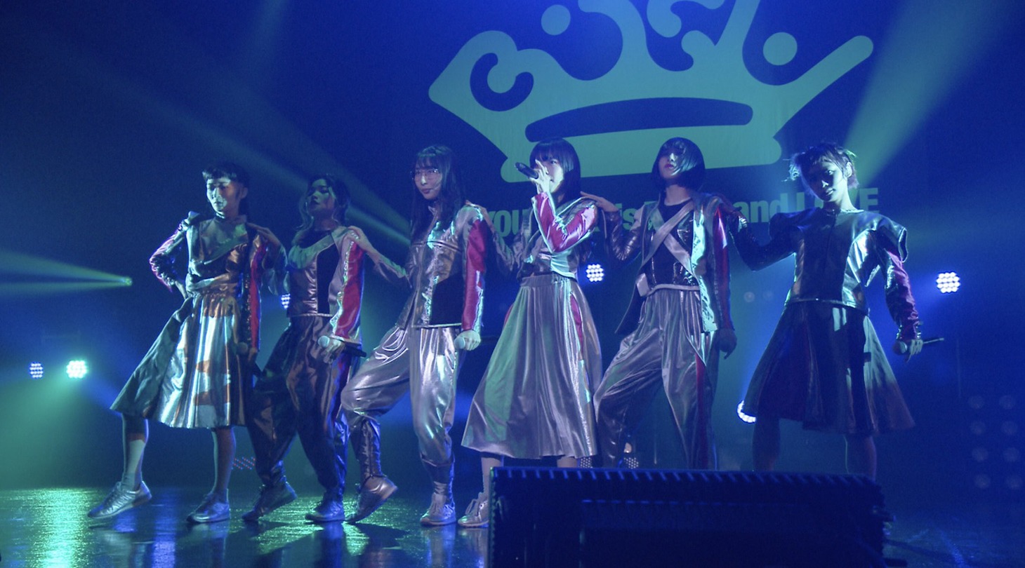 「TOKYO BiSH SHiNE6」より。