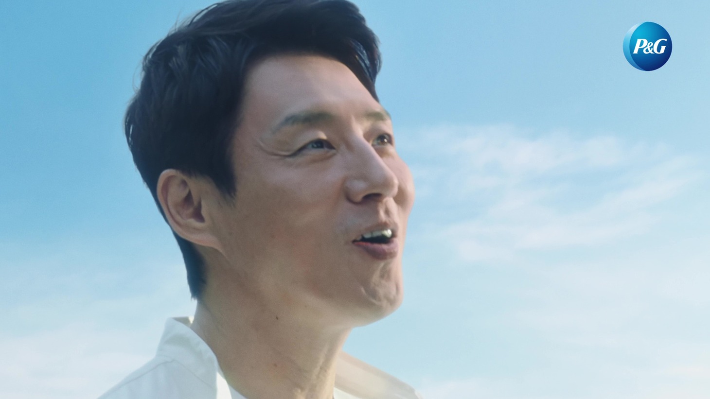 テレビCM「想いの架け橋～未来へ」編より。