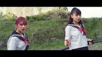 ラストアイドル「何人（なんびと）も」ミュージックビデオのワンシーン。