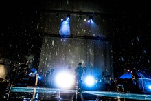 東京・日比谷野外大音楽堂でパフォーマンスするKOTORI。