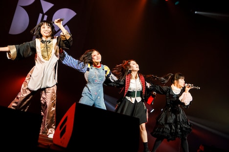 BiS(Photo by sotobayashi kenta)