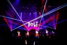 「B.O.L.T『POP』ONE MAN LIVE@Zepp Tokyo」の様子。（撮影：笹森健一）