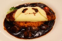 「オムライスがホイなのか、ホイがオムライスなのか」